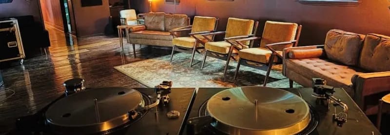 listing Hi-Fi Jukebox Roadhouse Night - Over 1000+ LP's!