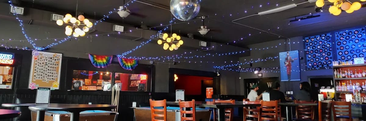 Drinks Lounge image