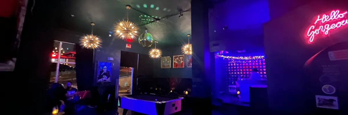 Little Drinks Lounge image