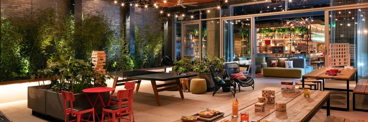 Bar Moxy image