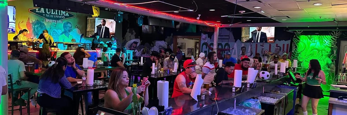 La Ultima Y Nos Vamos Sports Bar image