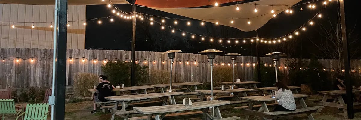 $15 Burger, Beer And Wings Happy Hour image