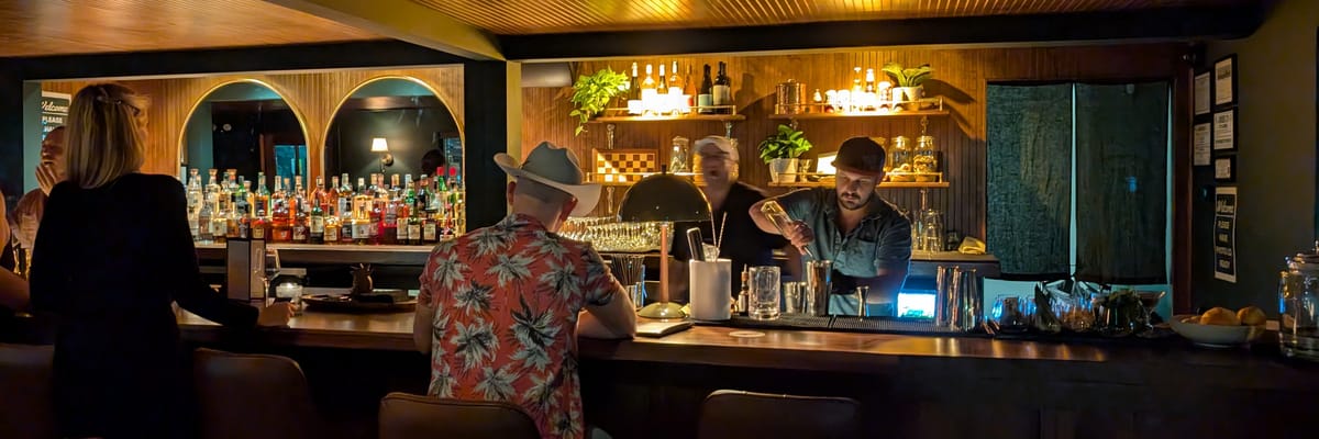 Teddy's Bar image