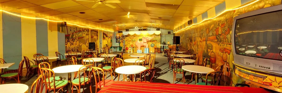 Carousel Lounge image