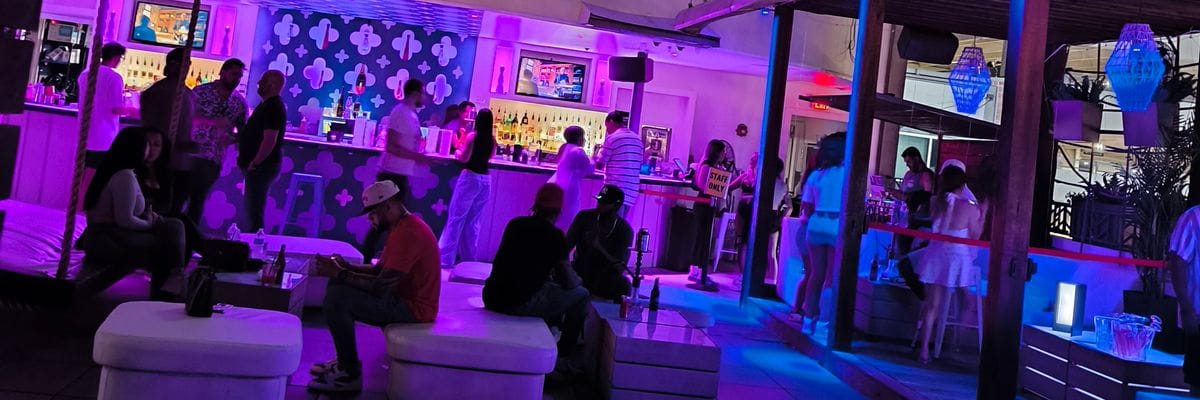 77deg Rooftop Patio Bar image