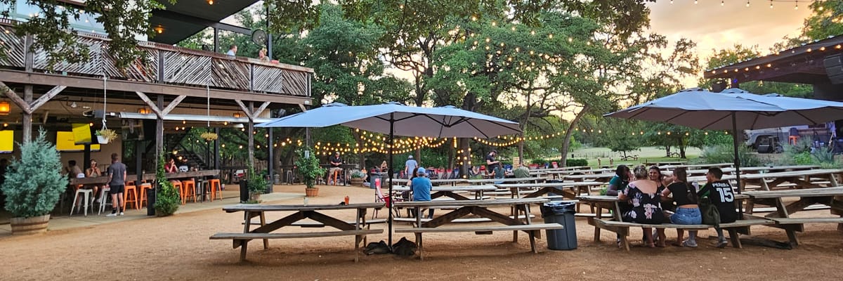 Armadillo Den image