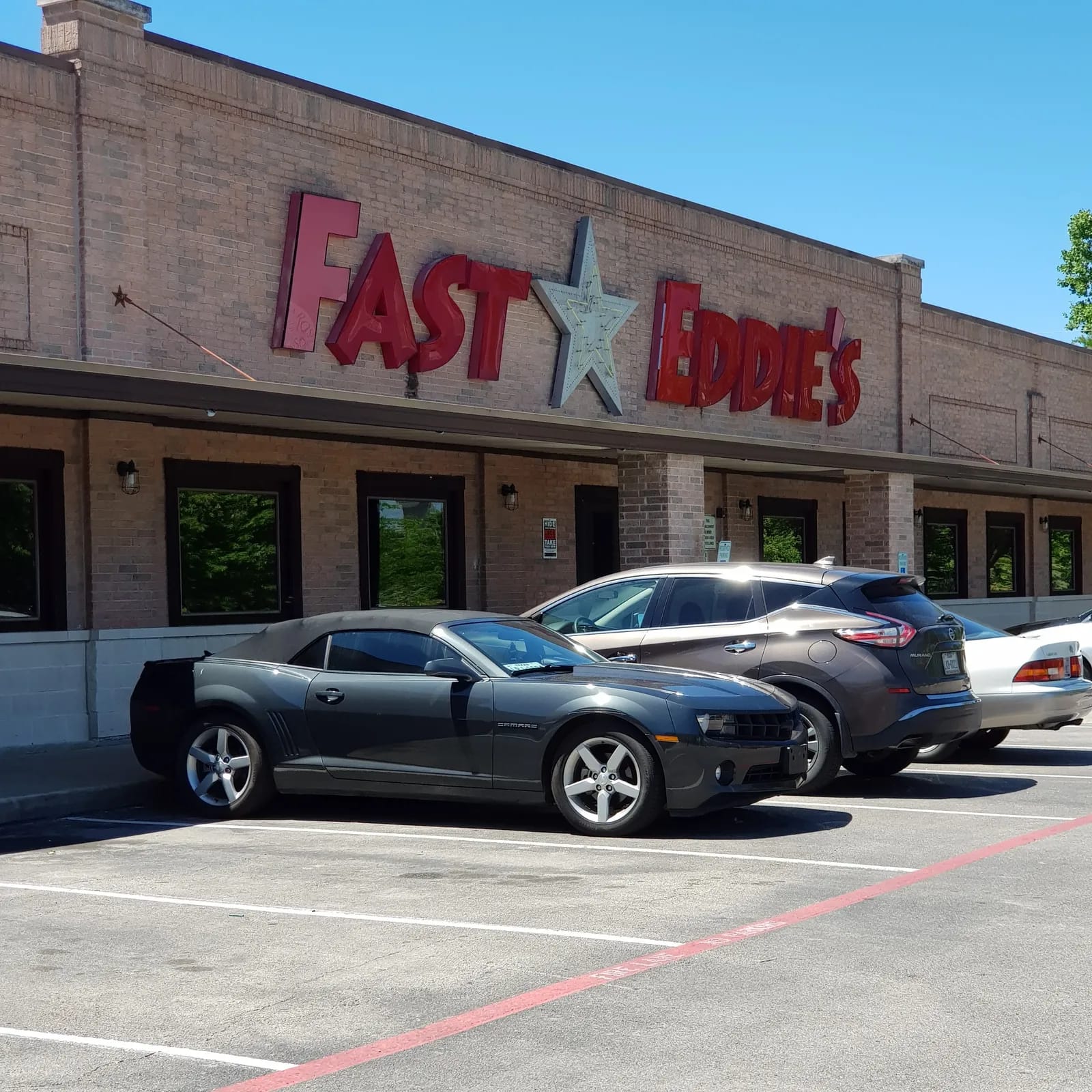 Eddie's Tavern Round Rock image